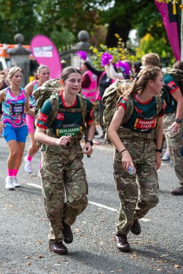 051025 - Oysho Cardiff Half Marathon - Extra Milers