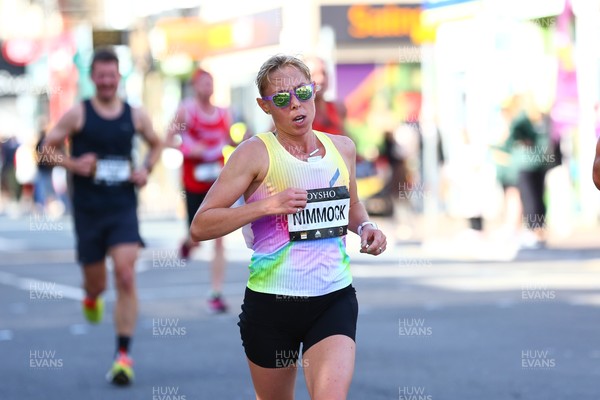 051025 - Oysho Cardiff Half Marathon - The race route passes through Albany Road, Roath