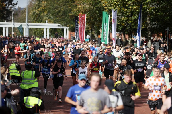 051025 - Oysho Cardiff Half Marathon - 