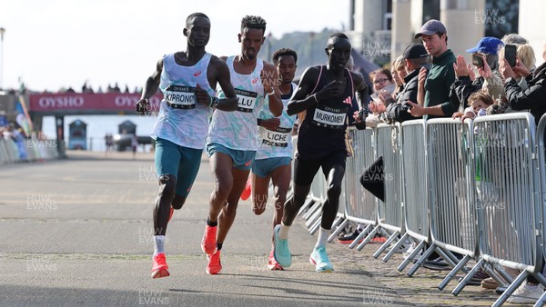 051025 - Oysho Cardiff Half Marathon - Runners make their way through Cardiff Bay as they take part in the Oysho Cardiff Half Marathon
