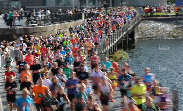 051025 - Oysho Cardiff Half Marathon - Runners make their way through Cardiff Bay as they take part in the Oysho Cardiff Half Marathon