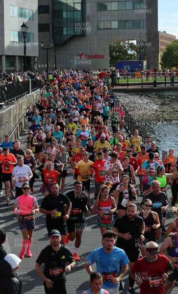 051025 - Oysho Cardiff Half Marathon - Runners make their way through Cardiff Bay as they take part in the Oysho Cardiff Half Marathon