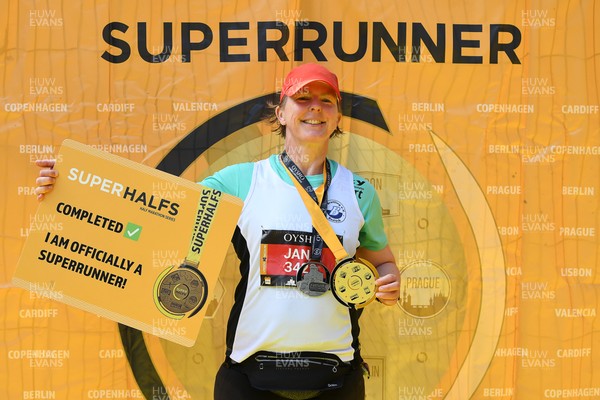 051025 - Oysho Cardiff Half Marathon - 