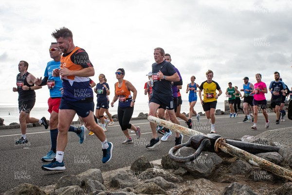 051025 - Oysho Cardiff Half Marathon - 
