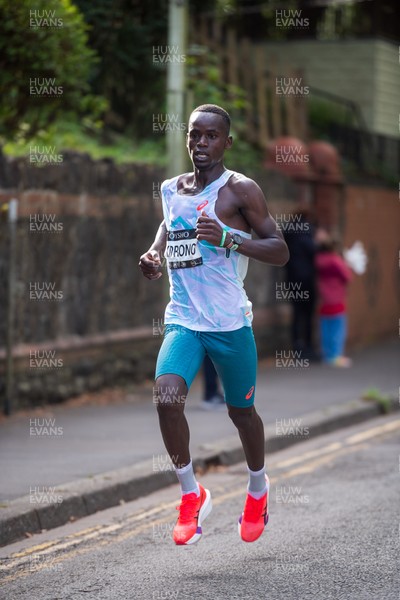 051025 - Oysho Cardiff Half Marathon - Ismael Kiprono