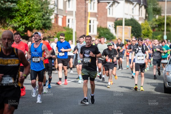 051025 - Oysho Cardiff Half Marathon - 