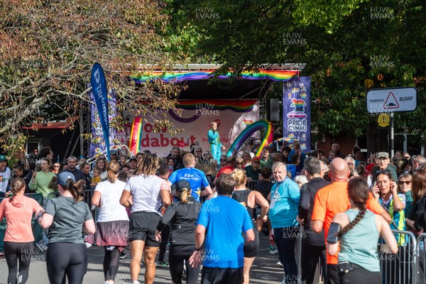 051025 - Oysho Cardiff Half Marathon - Extra Milers