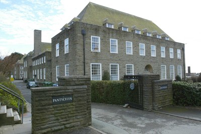 Pantycelyn Hall 020403