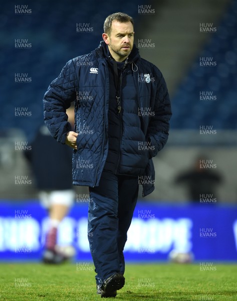 140117 - Pau v Cardiff Blues - European Rugby Challenge Cup - Cardiff Blues head coach Danny Wilson by Ben Evans/Huw Evans Agency