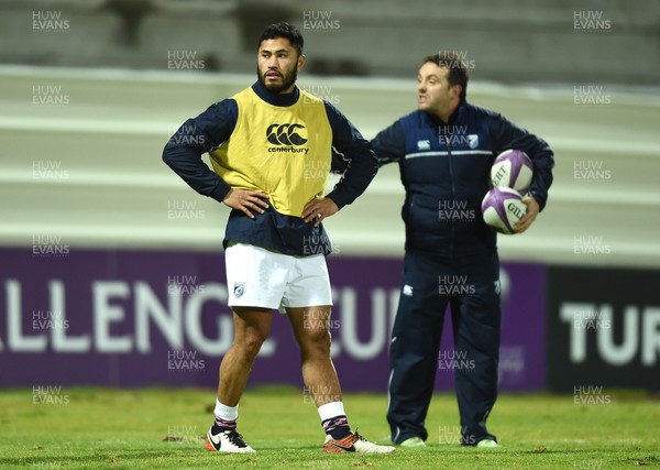 140117 - Pau v Cardiff Blues - European Rugby Challenge Cup - Pele Cowley by Ben Evans/Huw Evans Agency