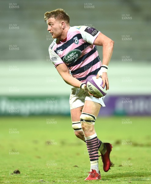 140117 - Pau v Cardiff Blues - European Rugby Challenge Cup - Macauley Cook of Cardiff Blues by Ben Evans/Huw Evans Agency