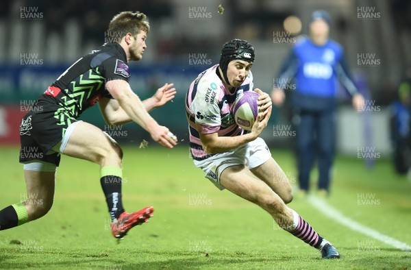 140117 - Pau v Cardiff Blues - European Rugby Challenge Cup - Rhun Williams of Cardiff Blues is tackled by Louis Dupichot of Pau by Ben Evans/Huw Evans Agency