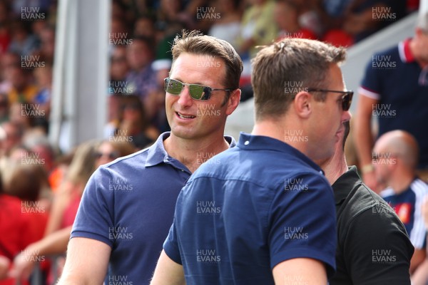 270719 - Paul James Testimonial -  Ian Gough enjoys an afternoon of rugby as the Paul James Select XV take on A Classic Lions XV