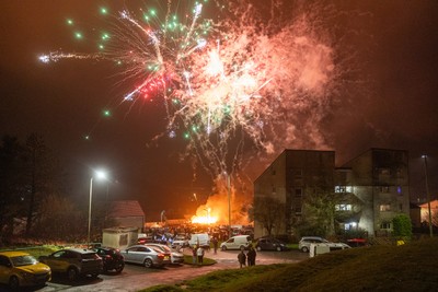 051125 - Picture shows a huge community bonfire and Fireworks display in Penrhys, Rhondda Cynon Taff in the South Wales valleys this evening on Guy Fawkes Night