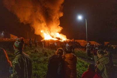051125 - Picture shows a huge community bonfire and Fireworks display in Penrhys, Rhondda Cynon Taff in the South Wales valleys this evening on Guy Fawkes Night