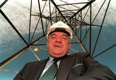 011195 - Picture shows new SWALEC Chairman Peter Morgan