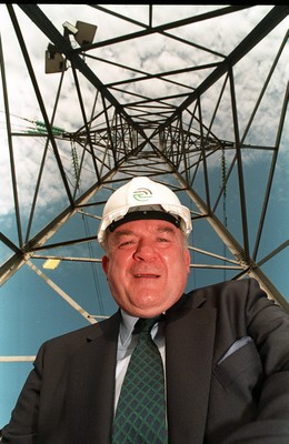 011195 - Picture shows new SWALEC Chairman Peter Morgan