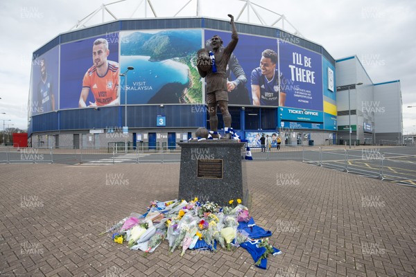 200320 - Peter Whittingham Tributes - Tributes at Cardiff City Stadium in memory of former Cardiff City player Peter Whittingham who tragically passed away earlier this week
