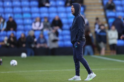 011125 - Peterborough United v Cardiff City - FA Cup First Round - Warm up…Manager Brian Barry-Murphy of Cardiff