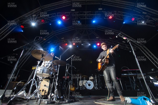 170716 -  On The Pitch, SSE SWALEC, Cardiff - Ben Montague performs his set on the second day of On The Pitch at the SSE SWALEC