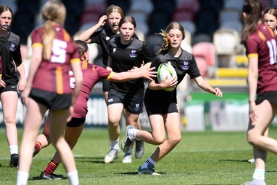 290426 - Plasmawr v Haverfordwest High - Girls Schools Final U12 - Road To Principality Finals - Action during the match