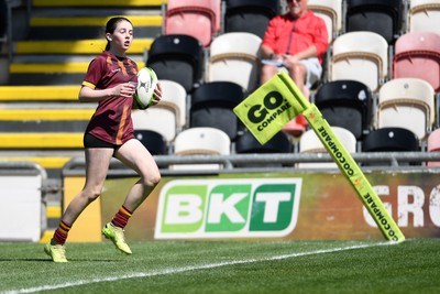 290426 - Plasmawr v Haverfordwest High - Girls Schools Final U12 - Road To Principality Finals - Action during the match
