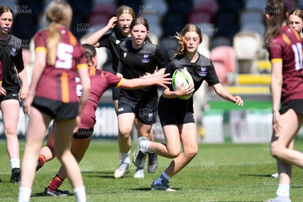 290426 - Plasmawr v Haverfordwest High - Girls Schools Final U12 - Road To Principality Finals - Action during the match