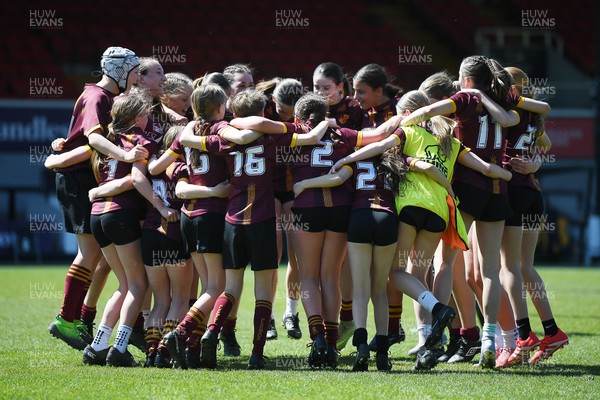 290426 - Plasmawr v Haverfordwest High - Girls Schools Final U12 - Road To Principality Finals - Plasmawr celebrate the win at full time