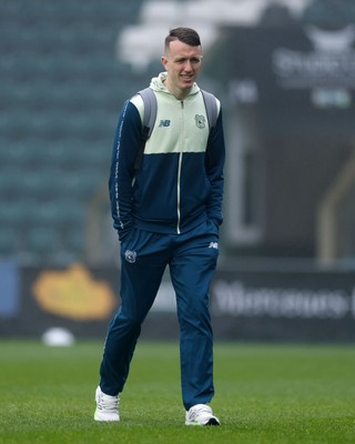 210226 - Plymouth Argyle v Cardiff City - Sky Bet League 1 - David Turnbull of Cardiff City arrives ahead of the match