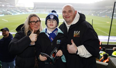 210226 - Plymouth Argyle v Cardiff City - Sky Bet League 1 - Cardiff City fans upbeat before the match