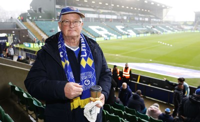 210226 - Plymouth Argyle v Cardiff City - Sky Bet League 1 - Cardiff City fans upbeat before the match