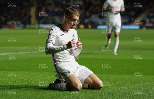 101224 Plymouth Argyle v Swansea City, EFL Sky Bet Championship - Jay Fulton of Swansea City celebrates after scoring the opening goal