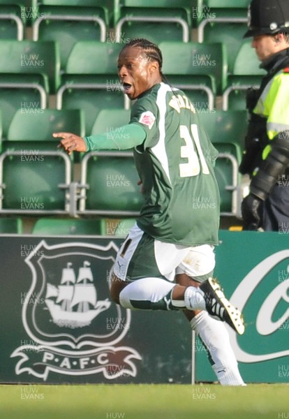 22.11.08 - Championship Football Plymouth Argyle v Cardiff City -  Plymouth's Emile Mpenza celebrates after scoring goal 