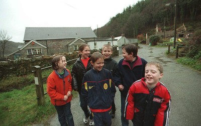 060199 Pontfaen feature - The Children of Llanychllwydog CP School in Pontfaen set off to sing at the doors of the neighbourhood homes to celebrate their New Year