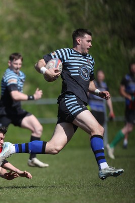 250426 - Pontyberem v Llanybydder - Admiral National League 4 West A - Pontyberem on the attack