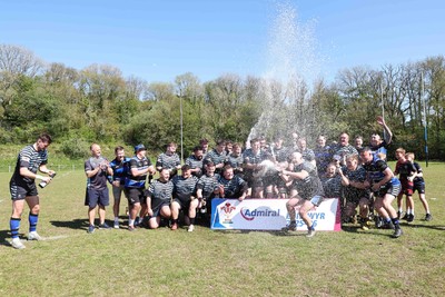 250426 - Pontyberem v Llanybydder - Admiral National League 4 West A - Pontyberem celebrate 