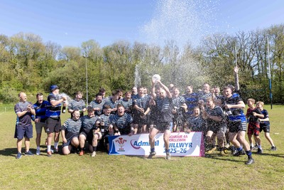 250426 - Pontyberem v Llanybydder - Admiral National League 4 West A - Pontyberem celebrate 