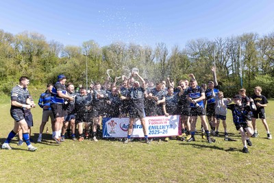 250426 - Pontyberem v Llanybydder - Admiral National League 4 West A - Pontyberem celebrate 