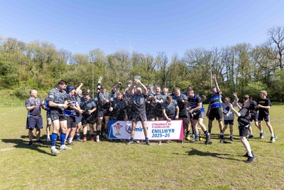 250426 - Pontyberem v Llanybydder - Admiral National League 4 West A - Pontyberem celebrate 