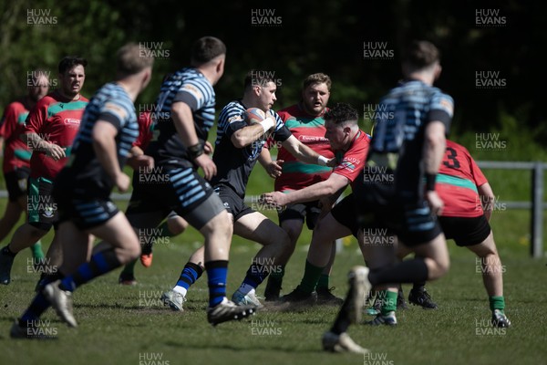 250426 - Pontyberem v Llanybydder - Admiral National League 4 West A - Pontyberem on the attack