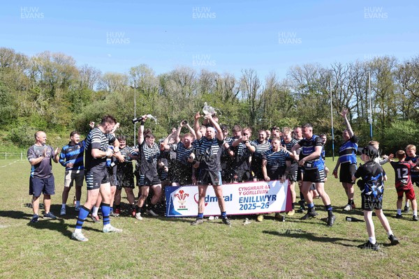 250426 - Pontyberem v Llanybydder - Admiral National League 4 West A - Pontyberem celebrate 