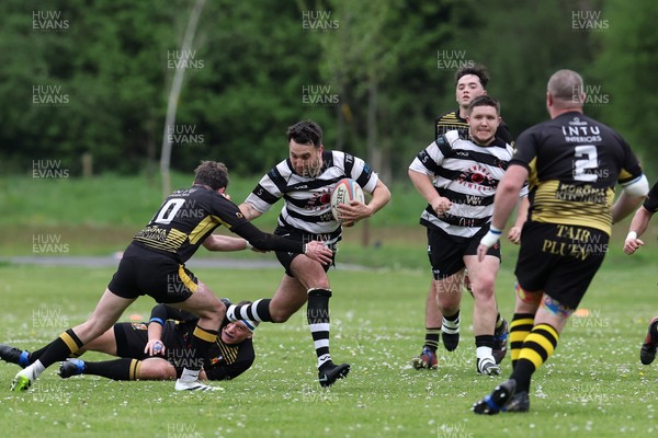 020526 - Ogmore Vale v Pontyclun - Admiral National League 4 East Central -  action between Ogmore Vale RFC and Pontyclun RFC (in white/black)