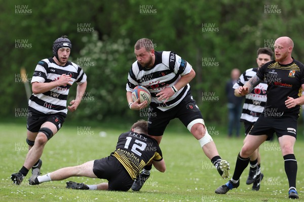 020526 - Ogmore Vale v Pontyclun - Admiral National League 4 East Central -  action between Ogmore Vale RFC and Pontyclun RFC (in white/black)
