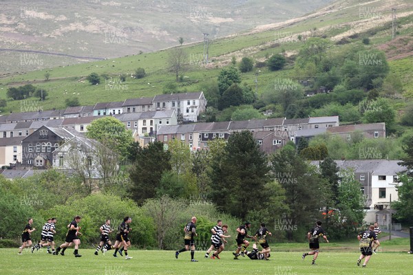020526 - Ogmore Vale v Pontyclun - Admiral National League 4 East Central -  action between Ogmore Vale RFC and Pontyclun RFC (in white/black)