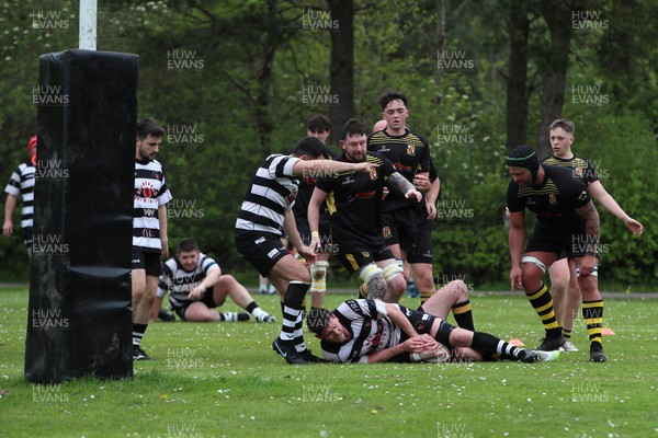 020526 - Ogmore Vale v Pontyclun - Admiral National League 4 East Central -  action between Ogmore Vale RFC and Pontyclun RFC (in white/black)