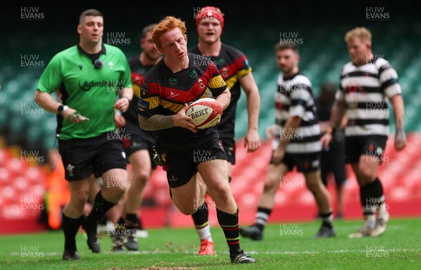 190426 - Pontyclun v Llangadog, Mens Division 4 Cup Final - Tom Bailey of Llangadog races in to score try