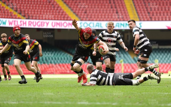 190426 - Pontyclun v Llangadog, Mens Division 4 Cup Final - Owen Williams of Llangadog charges for the line