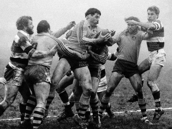 121284 - Pontypool v Australia - David Codey of Australia gets the line out ball with Graham Price and Eddie Butler closes in