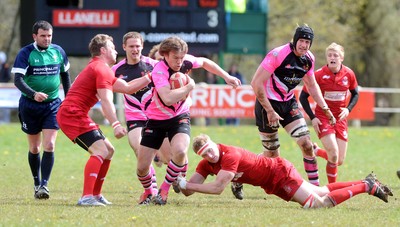 Pontypool v Llanelli 210412