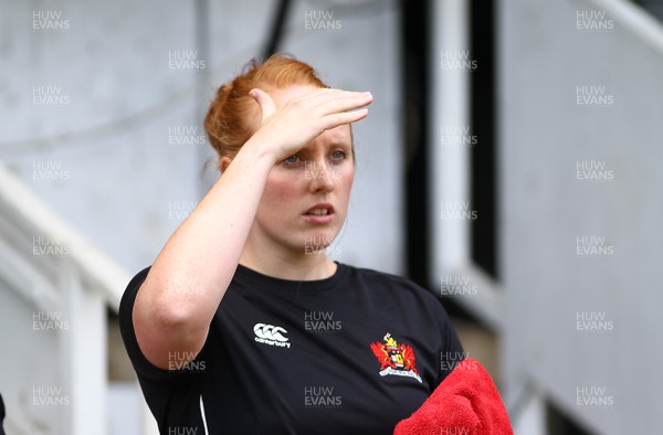 020917 - Pontypool RFC v Rhydyfelin RFC - SSE WRU National Championship - Masseuse of Pontypool Lucy Phillips